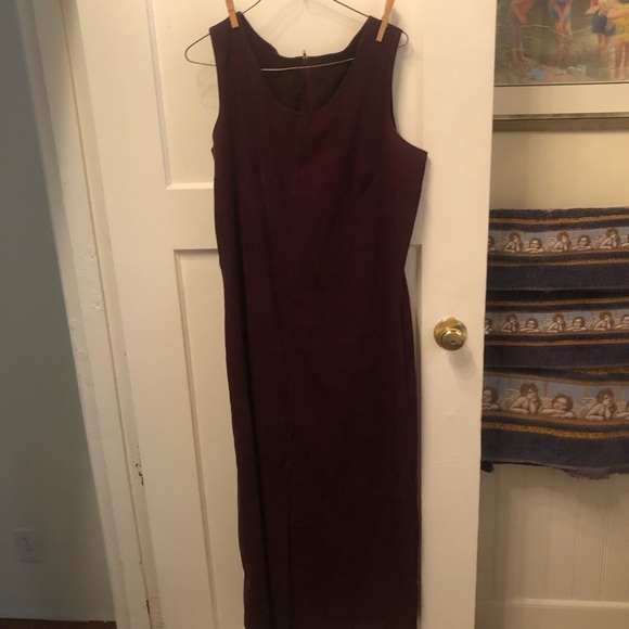 Vintage 90s burgundy Maxi Dress by Jessica. Size 18 - long spit up front- used - Picture 1 of 7